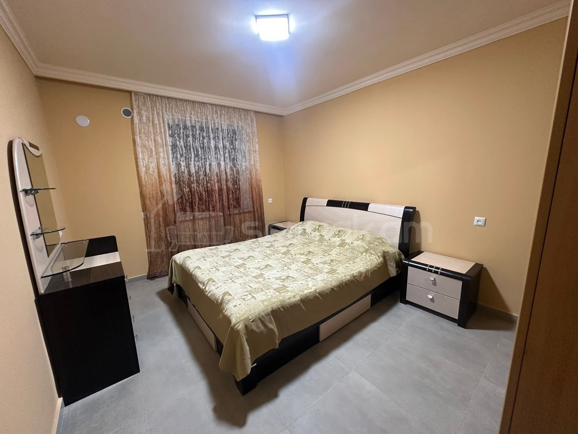 2 Սենյականոց Բնակարան Քարե Շենքում, 50քմ, 1/2 հարկ, Կապիտալ Վերանորոգված, Կահավորված