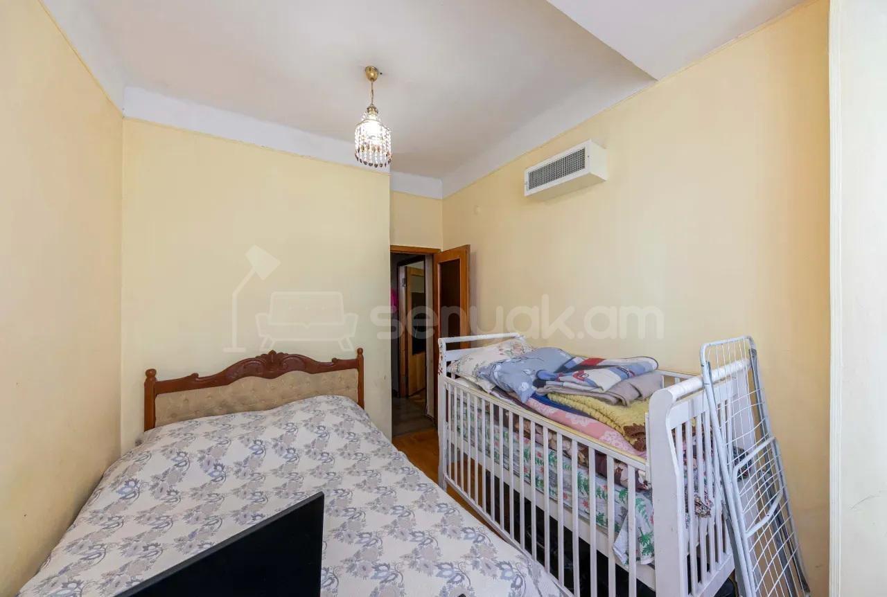 1 Սենյականոց Բնակարան, 40քմ, 5/9 հարկ, Նորմալ Վիճակում
