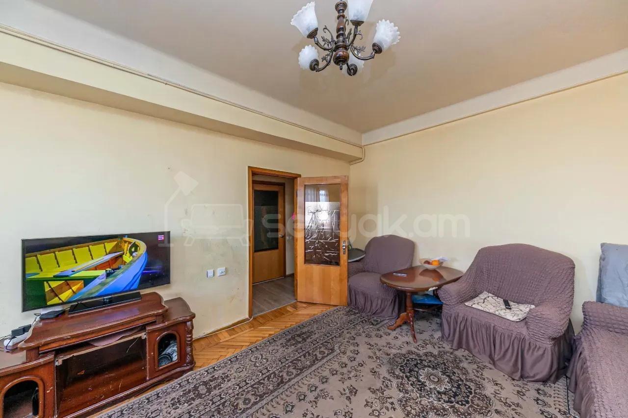 1 Սենյականոց Բնակարան, 40քմ, 5/9 հարկ, Նորմալ Վիճակում
