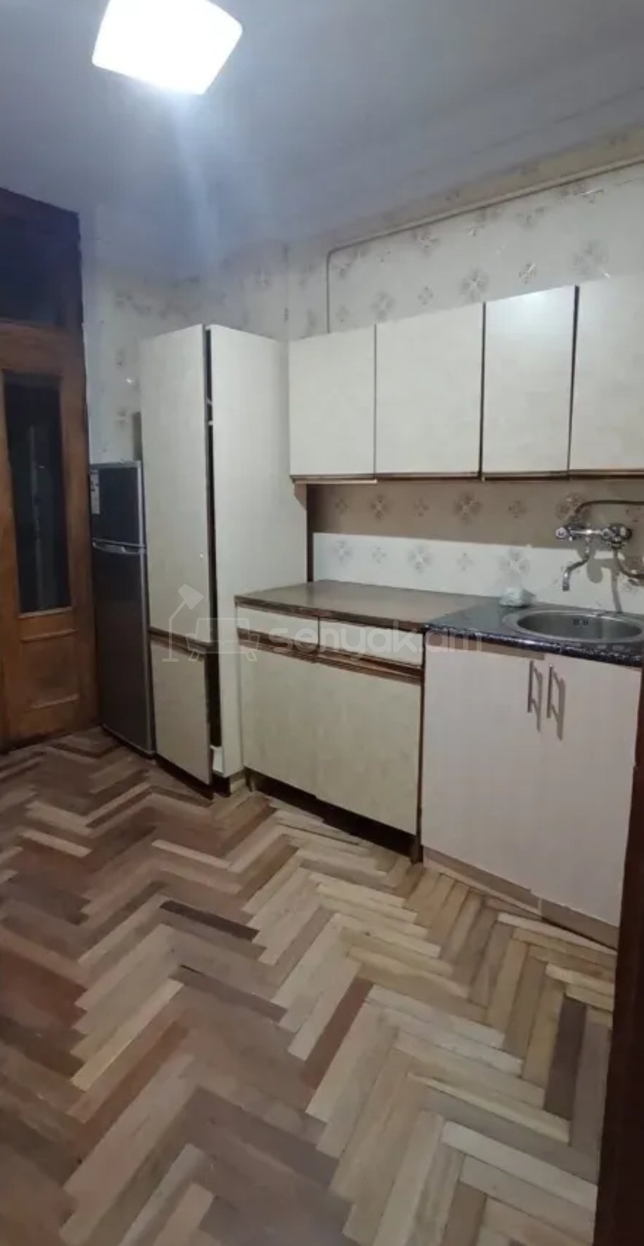 3 Սենյականոց Բնակարան, 96քմ, 8/18 հարկ, Նորմալ Վիճակում, Կահավորված, Արևկող