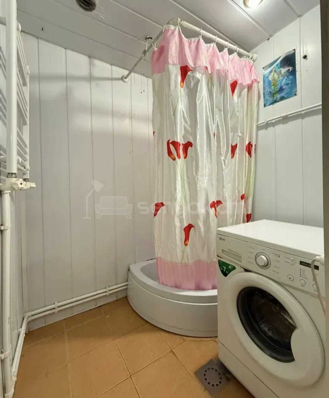3 Սենյականոց Բնակարան, 70քմ, 3/9 հարկ, Նորմալ Վիճակում