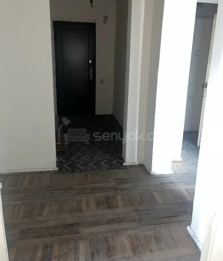 2 Սենյականոց Բնակարան, 64քմ, 6/9 հարկ, Պետական Վիճակում