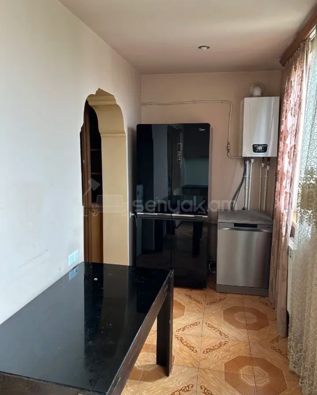 4 Սենյականոց Բնակարան, 105քմ, 7/9 հարկ, Կապիտալ Վերանորոգված, Կահավորված, Արևկող