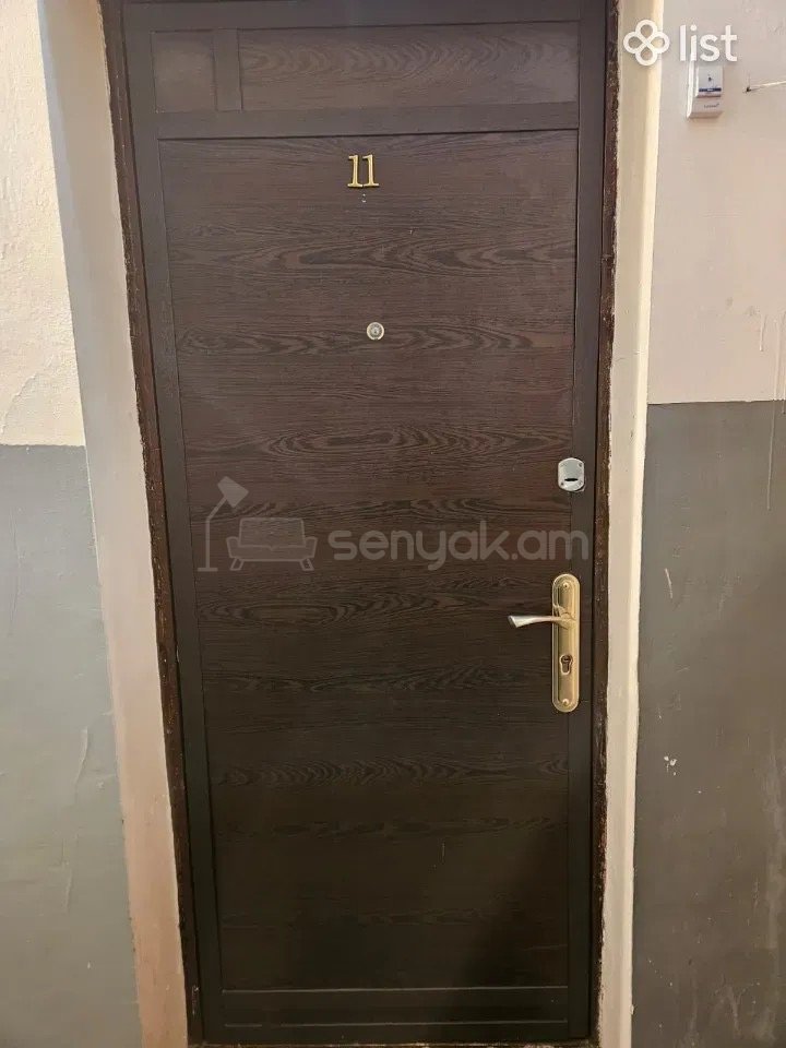 1 Սենյականոց Բնակարան Քարե Շենքում, 37քմ, 4/4 հարկ, Կոսմետիկ Վերանորոգված, Կահավորված, Արևկող