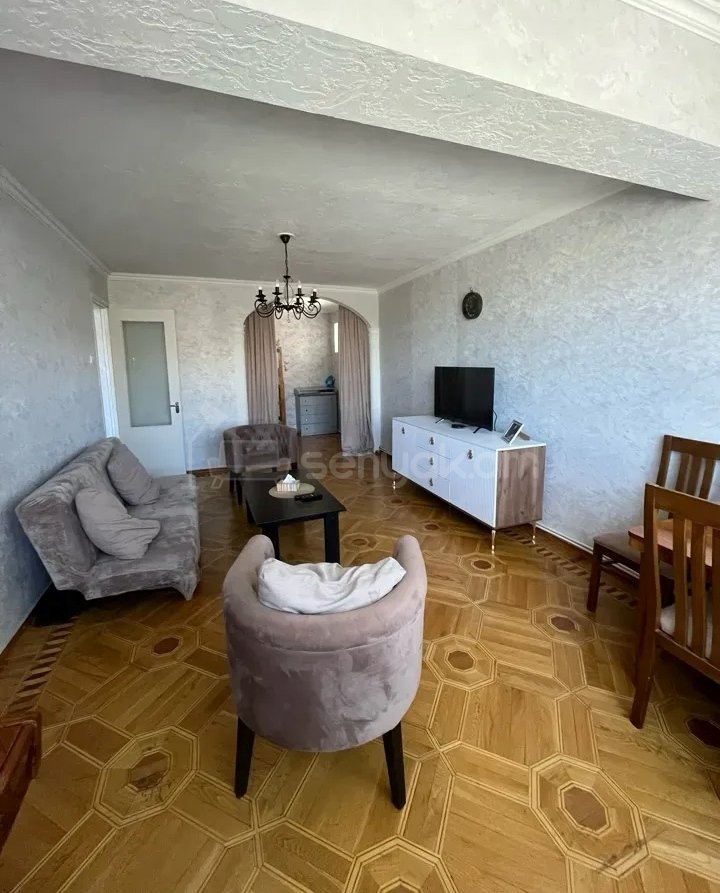 2 Սենյականոց Բնակարան Քարե Շենքում, 63քմ, 3/5 հարկ, Կապիտալ Վերանորոգված