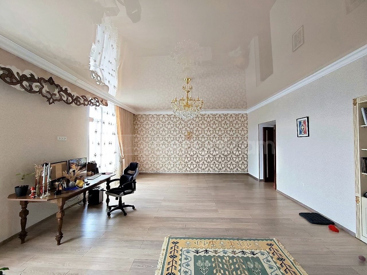 2 Սենյականոց Բնակարան Քարե Շենքում, 117քմ, 4/4 հարկ, Կապիտալ Վերանորոգված