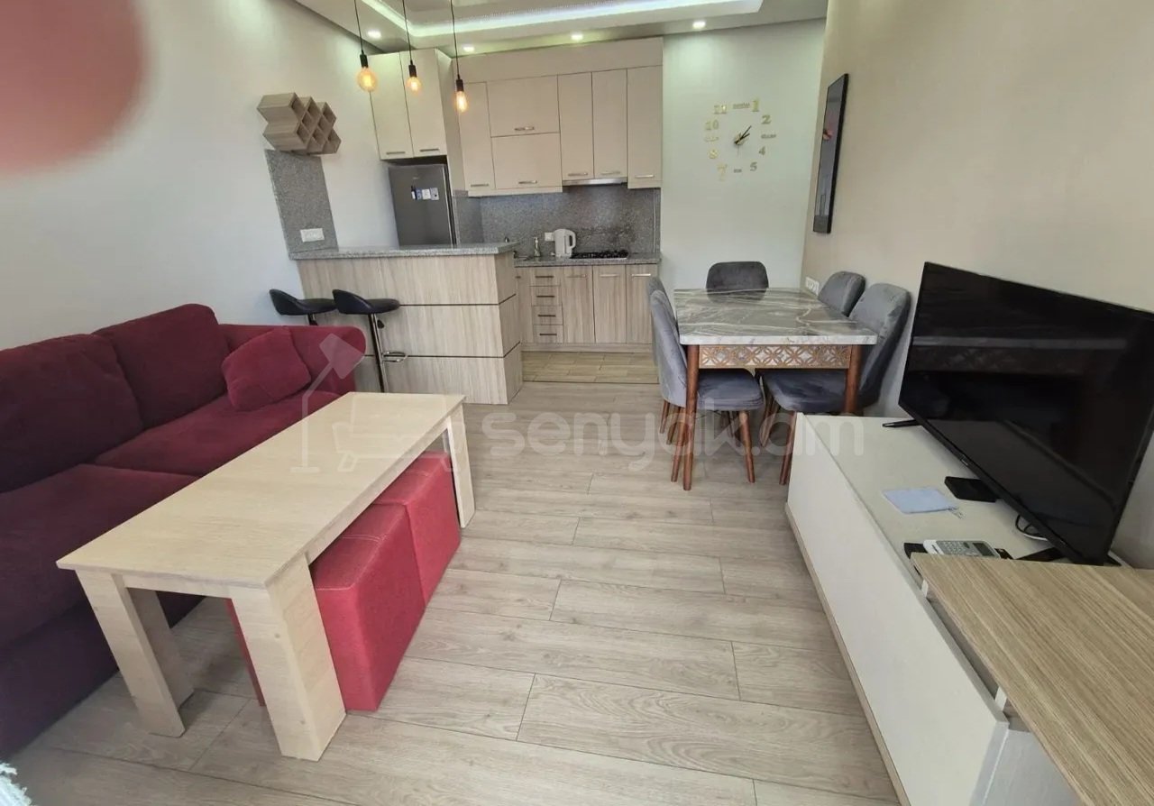 2 Սենյականոց Բնակարան Քարե Շենքում, 40քմ, 3/5 հարկ, Կապիտալ Վերանորոգված, Կահավորված
