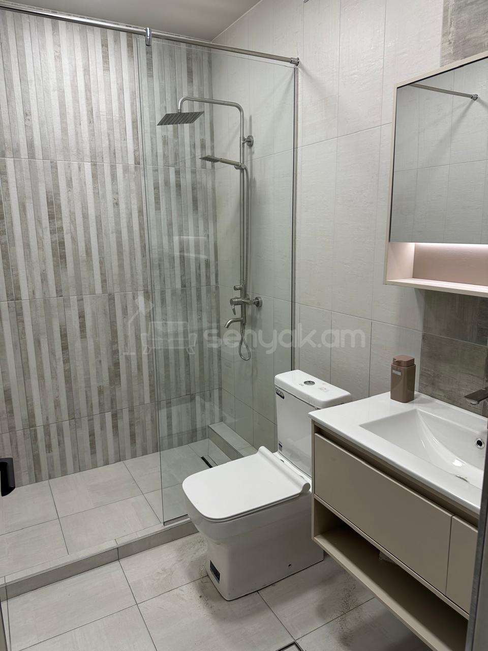 2 Սենյականոց Բնակարան Նորակառույցում, 63քմ, 17/18 հարկ, Դիզայներական Վերանորոգված, Կահավորված, Արևկող