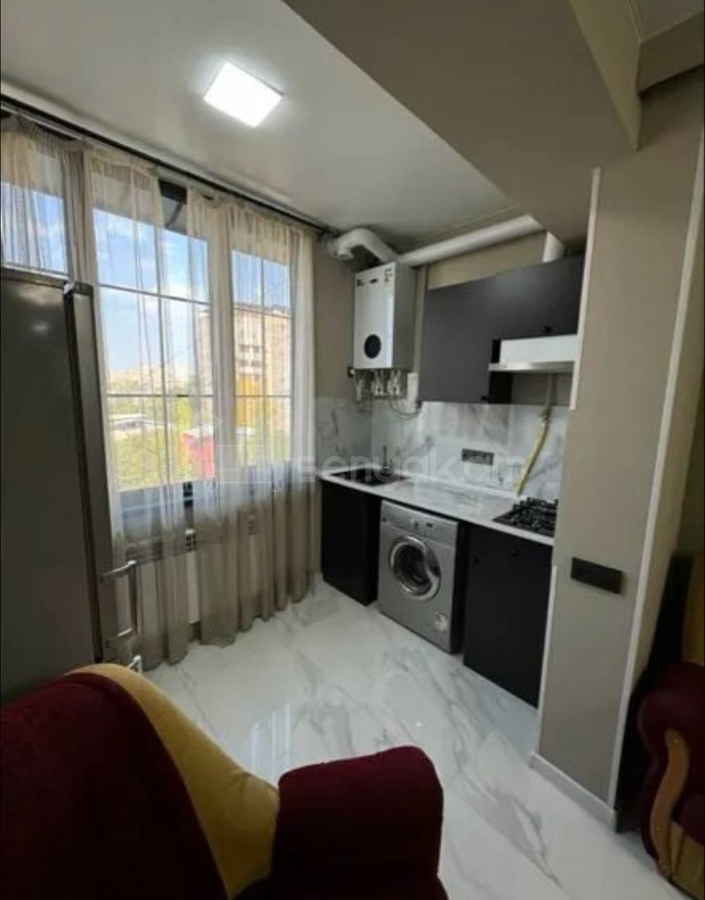 2 Սենյականոց Բնակարան Քարե Շենքում, 50քմ, 5/5 հարկ, Կապիտալ Վերանորոգված, Կահավորված