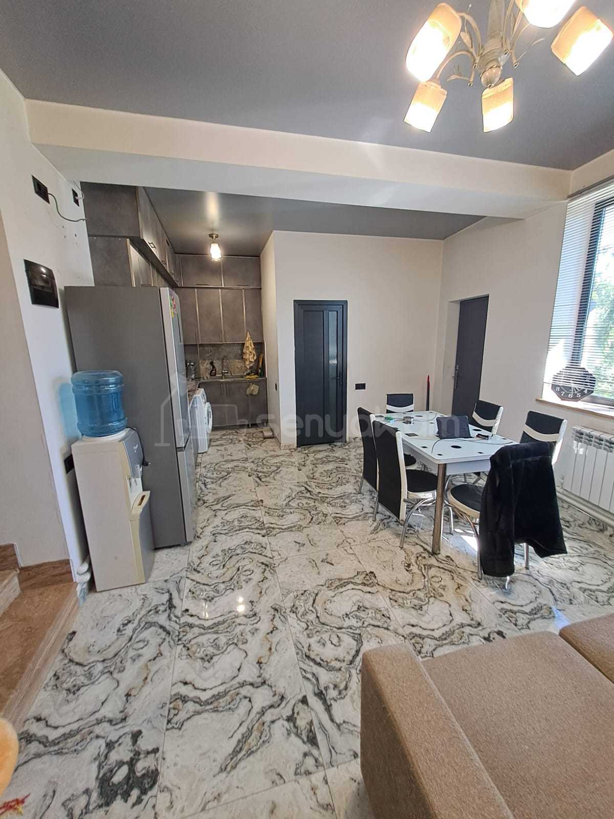 5 Սենյականոց Սեփական Տուն, 90քմ, Կապիտալ Վերանորոգված