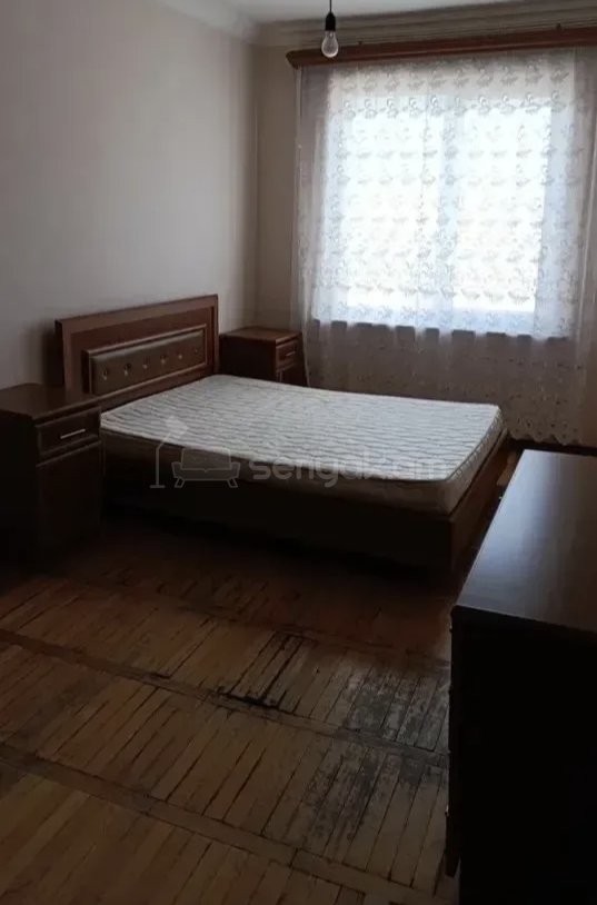 3 Սենյականոց Բնակարան, 82քմ, 4/9 հարկ, Նորմալ Վիճակում, Կահավորված, Արևկող