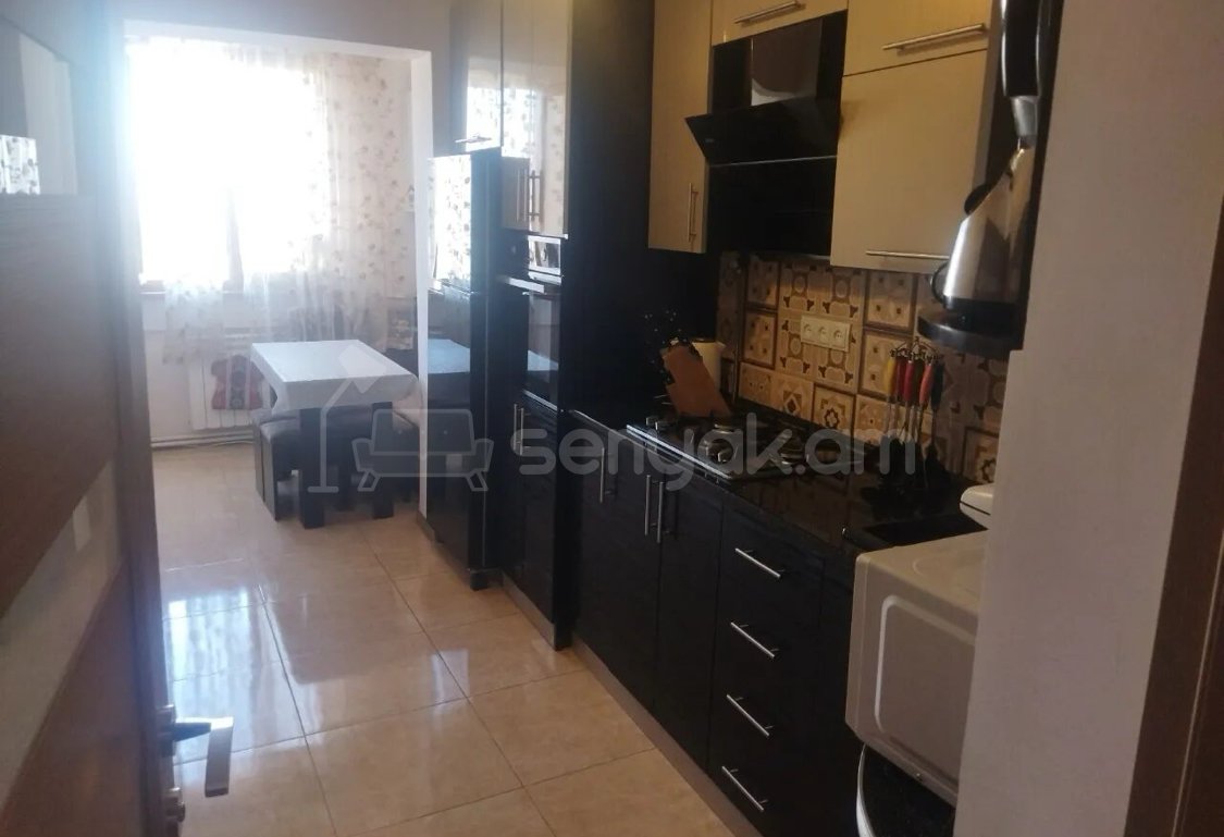 3 Սենյականոց Բնակարան, 80քմ, 8/9 հարկ, Կապիտալ Վերանորոգված