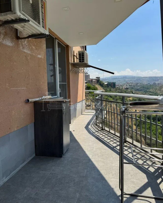 3 Սենյականոց Բնակարան Նորակառույցում, 87քմ, 1/6 հարկ, Կապիտալ Վերանորոգված