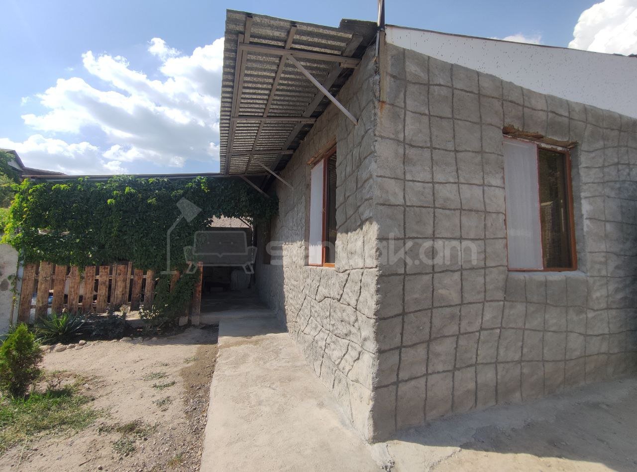 2 Սենյականոց Սեփական Տուն, 68քմ, Նորմալ Վիճակում