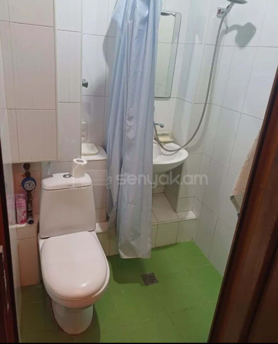 2 Սենյականոց Բնակարան Քարե Շենքում, 40քմ, 3/4 հարկ, Նորմալ Վիճակում, Կահավորված, Արևկող