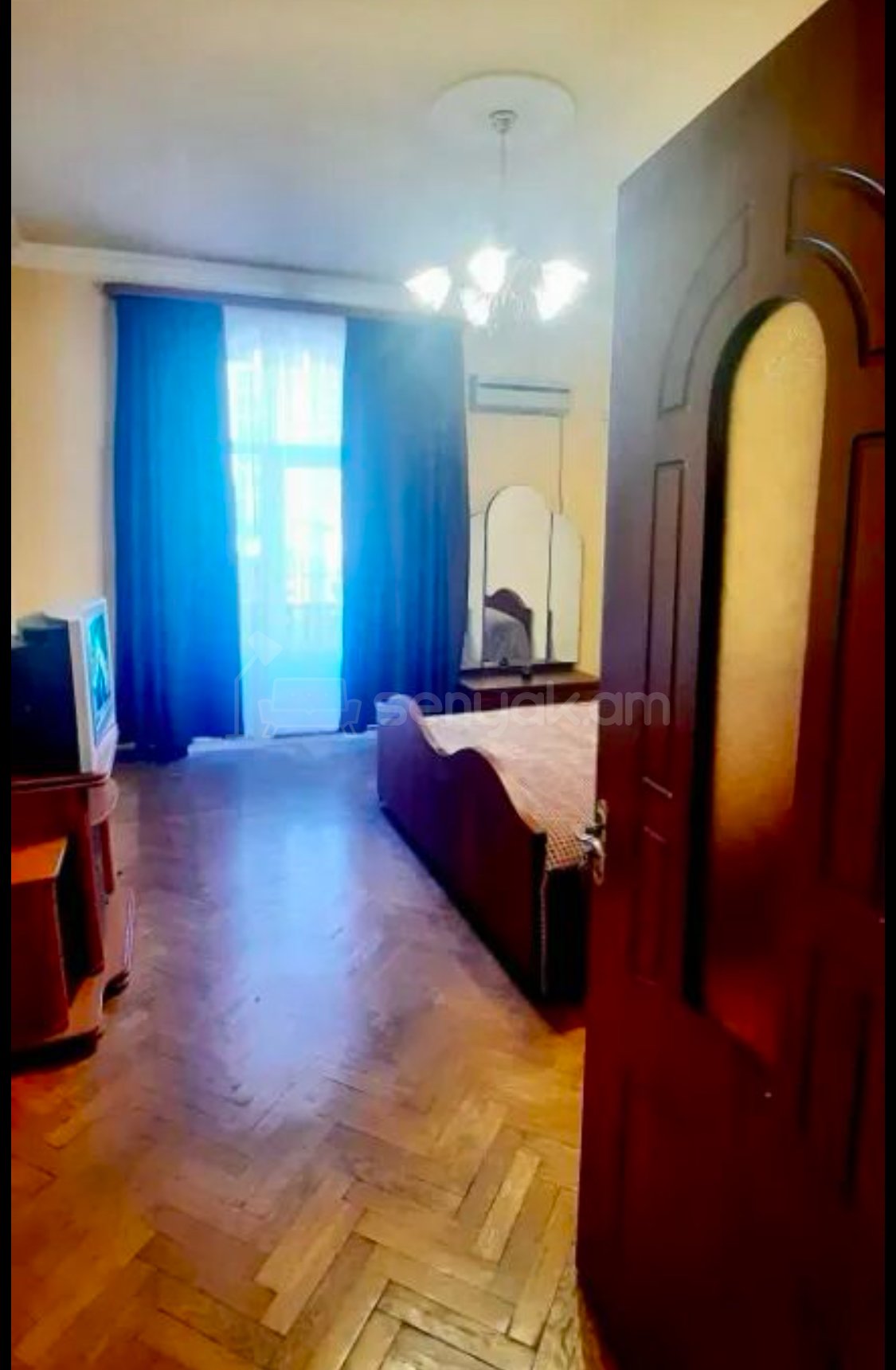 2 Սենյականոց Բնակարան Քարե Շենքում, 40քմ, 3/4 հարկ, Նորմալ Վիճակում, Կահավորված, Արևկող