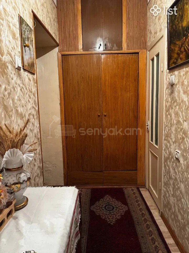 3 Սենյականոց Բնակարան Քարե Շենքում, 45քմ, 2/5 հարկ, Կոսմետիկ Վերանորոգված, Կահավորված, Արևկող