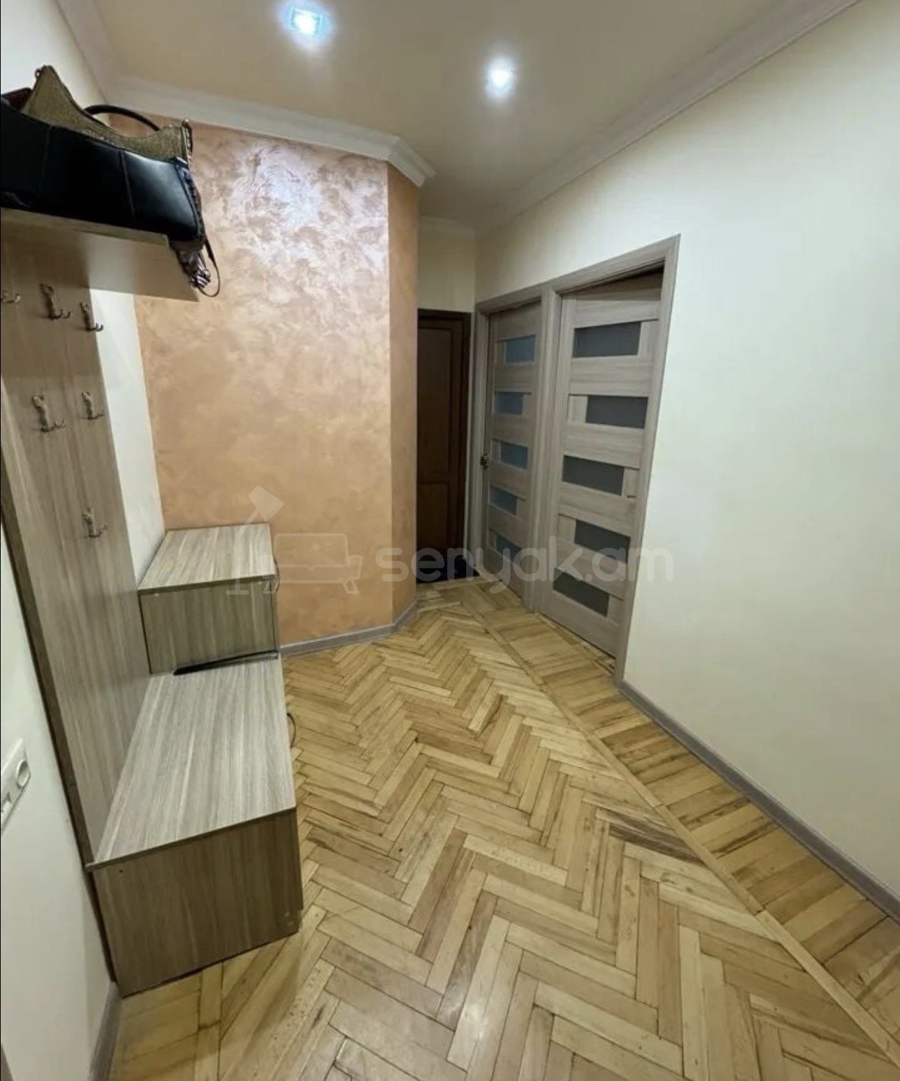 3 Սենյականոց Բնակարան, 76քմ, 8/9 հարկ, Կապիտալ Վերանորոգված