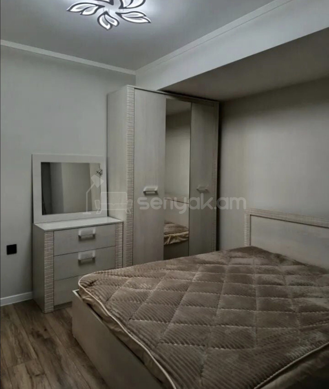 2 Սենյականոց Բնակարան, 36քմ, 9/14 հարկ, Դիզայներական Վերանորոգված