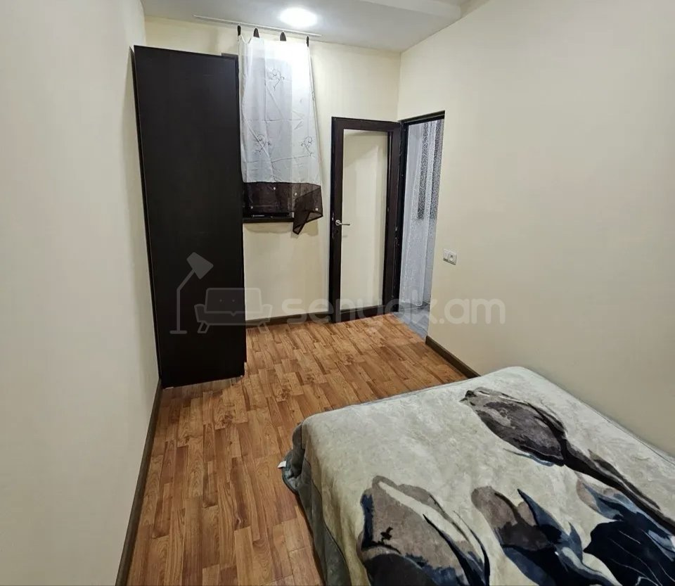 2 Սենյականոց Բնակարան Քարե Շենքում, 56քմ, 2/2 հարկ, Կապիտալ Վերանորոգված, Կահավորված