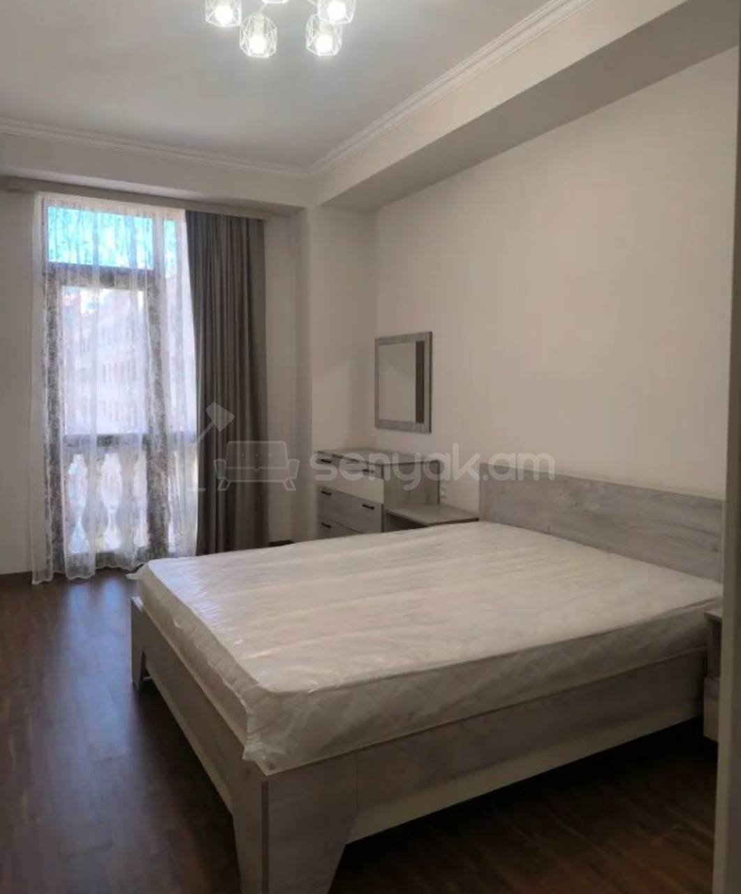3 Սենյականոց Բնակարան, 99քմ, 7/8 հարկ, Կապիտալ Վերանորոգված, Կահավորված, Արևկող