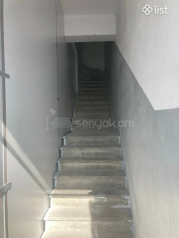 2 Սենյականոց Բնակարան, 48քմ, 2/2 հարկ, Նորմալ Վիճակում, Կահավորված, Արևկող