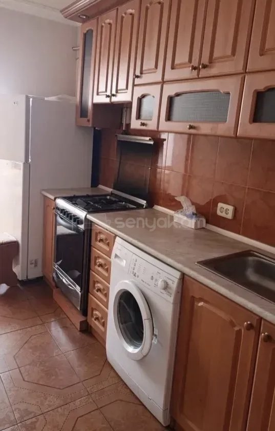 3 Սենյականոց Բնակարան, 82քմ, 6/9 հարկ, Կապիտալ Վերանորոգված, Կահավորված