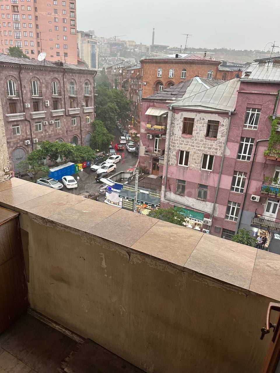 3 Սենյականոց Բնակարան, 90քմ, 6/10 հարկ, Պետական Վիճակում