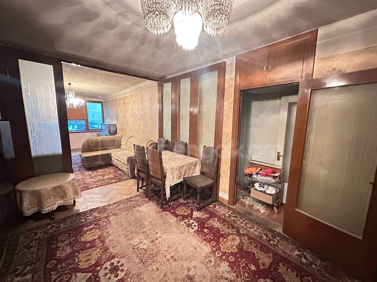 3 Սենյականոց Բնակարան, 90քմ, 6/10 հարկ, Պետական Վիճակում