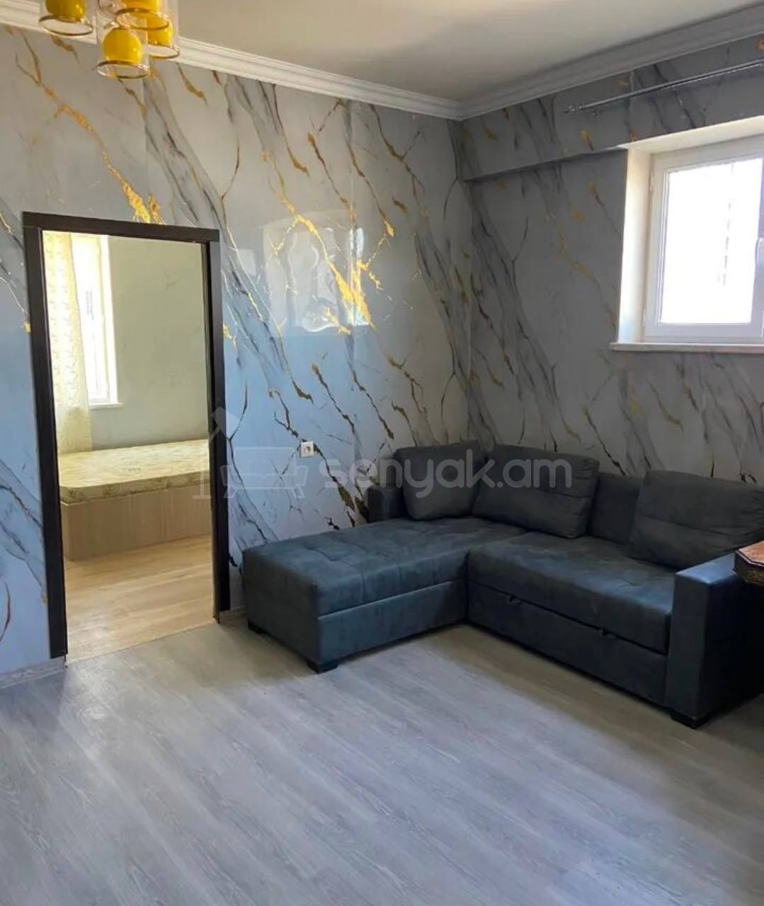 3 Սենյականոց Բնակարան Քարե Շենքում, 70քմ, 2/4 հարկ, Կապիտալ Վերանորոգված, Կահավորված, Արևկող