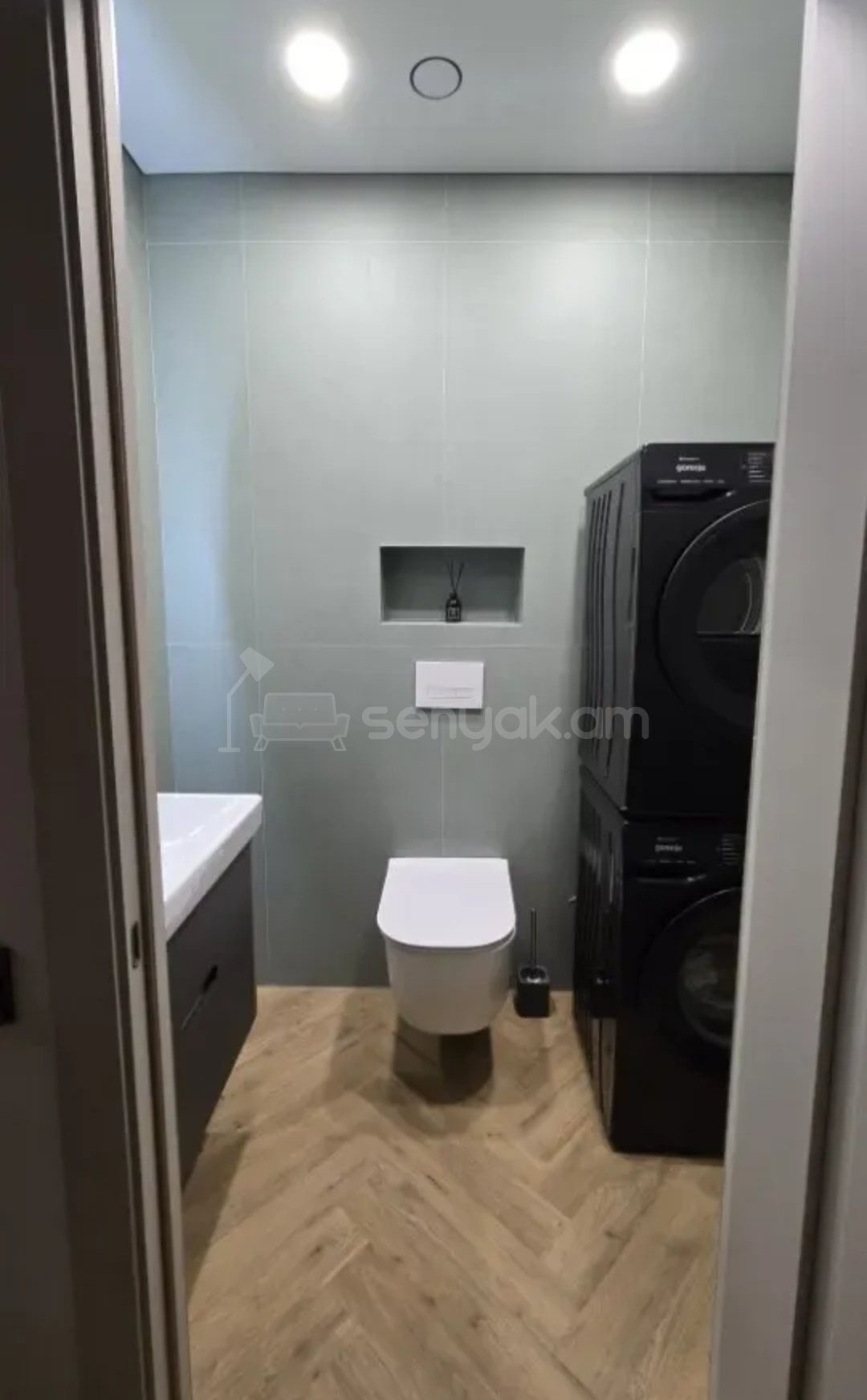 3 Սենյականոց Բնակարան Նորակառույցում, 67քմ, 2/15 հարկ, Դիզայներական Վերանորոգված