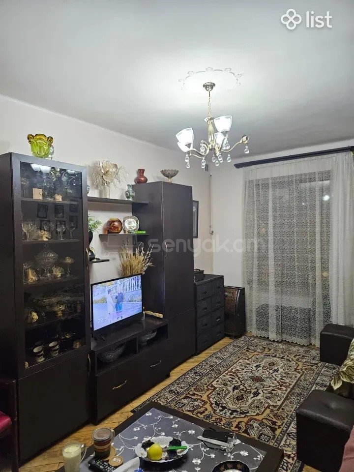 1 Սենյականոց Բնակարան Քարե Շենքում, 37քմ, 4/4 հարկ, Կոսմետիկ Վերանորոգված, Կահավորված, Արևկող
