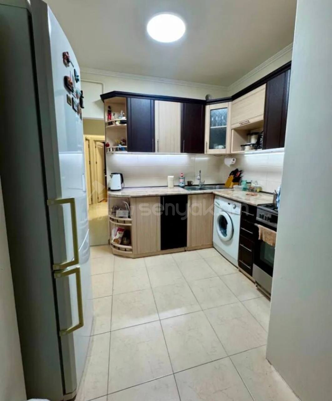3 Սենյականոց Բնակարան Քարե Շենքում, 74քմ, 5/5 հարկ, Կապիտալ Վերանորոգված