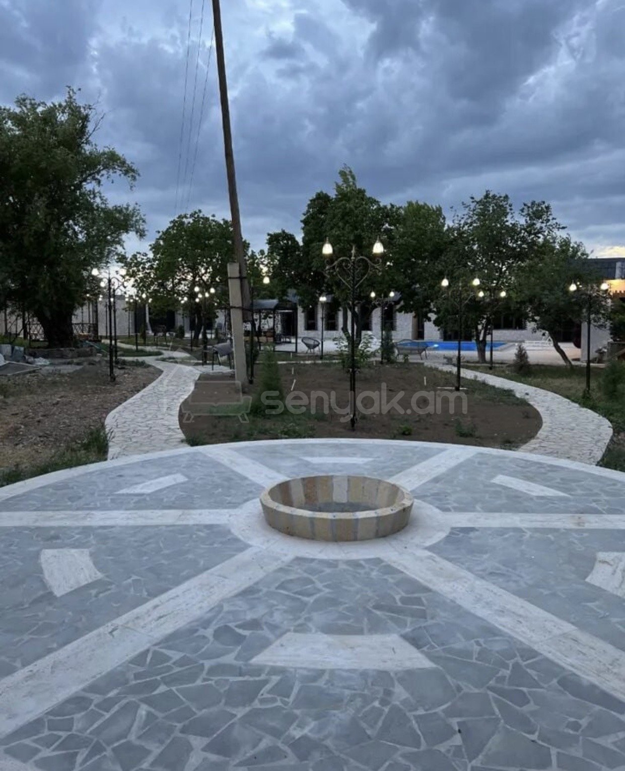 3 Սենյականոց Նորակառույց Շքեղ Առանձնատուն, 250քմ, Լողավազանով