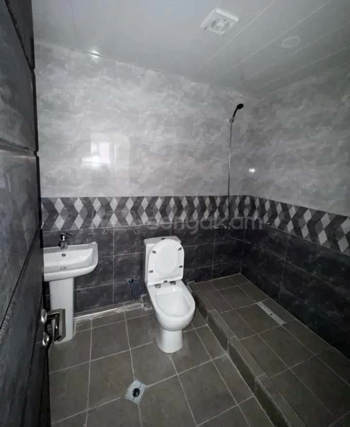 4 Սենյականոց Բնակարան Նորակառույցում, 108քմ, 11/14 հարկ, Կապիտալ Վերանորոգված