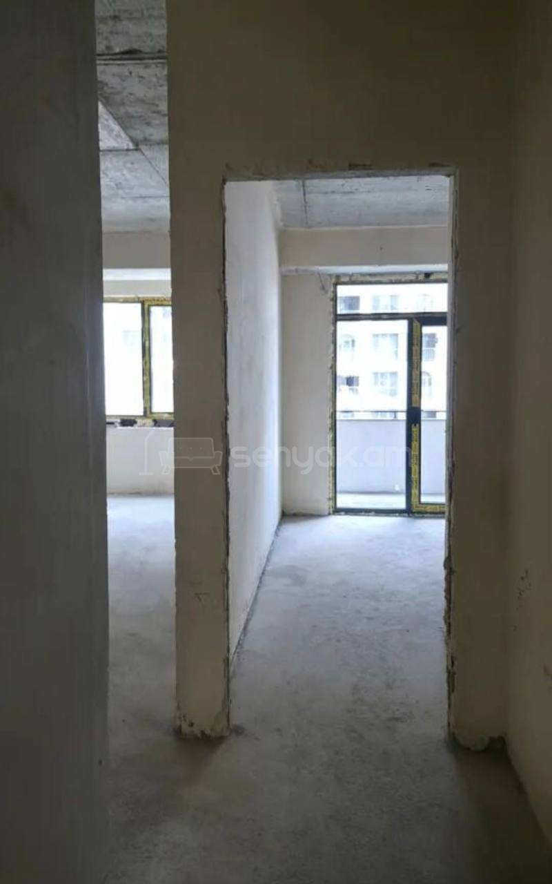 2 Սենյականոց Բնակարան, 57քմ, 8/14 հարկ, Զրոյական Վիճակում