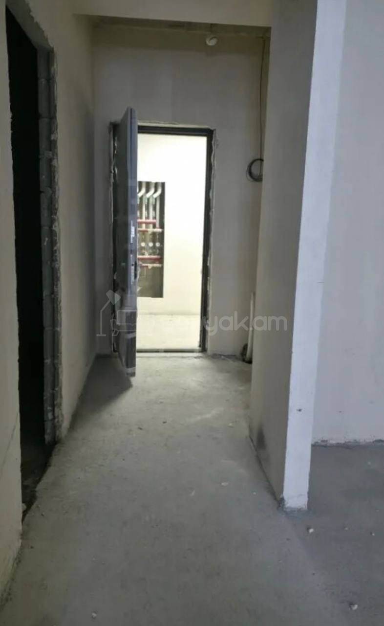 2 Սենյականոց Բնակարան, 57քմ, 8/14 հարկ, Զրոյական Վիճակում