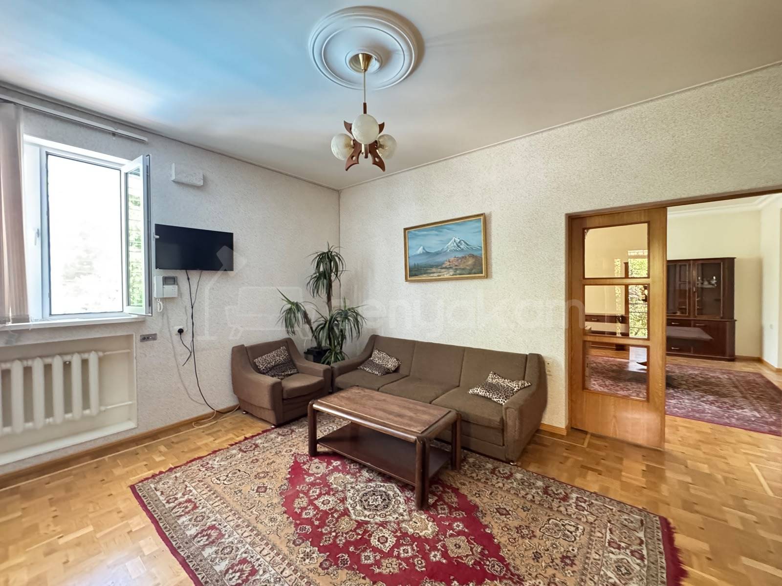 4 Սենյականոց Սեփական Տուն, 402քմ, Նորմալ Վիճակում, Ավտոտնակով