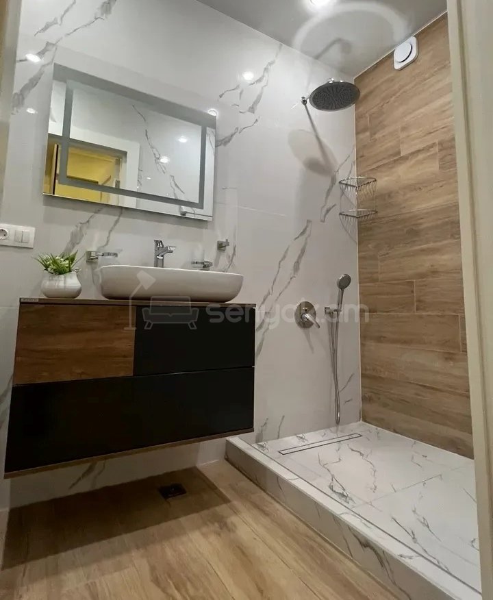 2 Սենյականոց Բնակարան Նորակառույցում, 55քմ, 7/12 հարկ, Դիզայներական Վերանորոգված