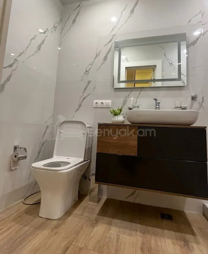 2 Սենյականոց Բնակարան Նորակառույցում, 55քմ, 7/12 հարկ, Դիզայներական Վերանորոգված