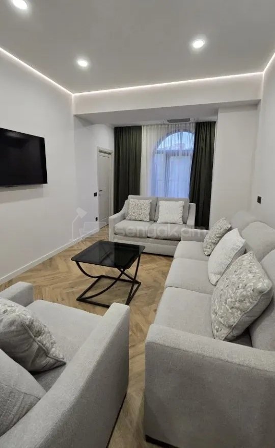 3 Սենյականոց Բնակարան Նորակառույցում, 67քմ, 2/16 հարկ, Կապիտալ Վերանորոգված
