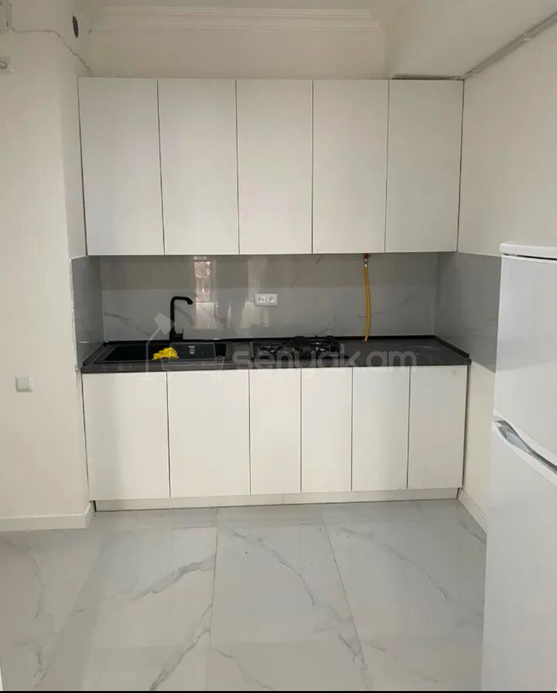 3 Սենյականոց Բնակարան Նորակառույցում, 61քմ, 3/12 հարկ, Կապիտալ Վերանորոգված, Կահավորված
