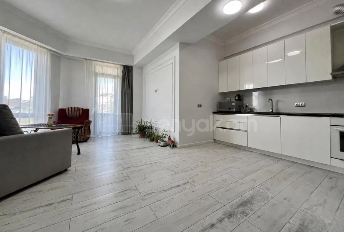 3 Սենյականոց Բնակարան Նորակառույցում, 63քմ, 3/8 հարկ, Դիզայներական Վերանորոգված