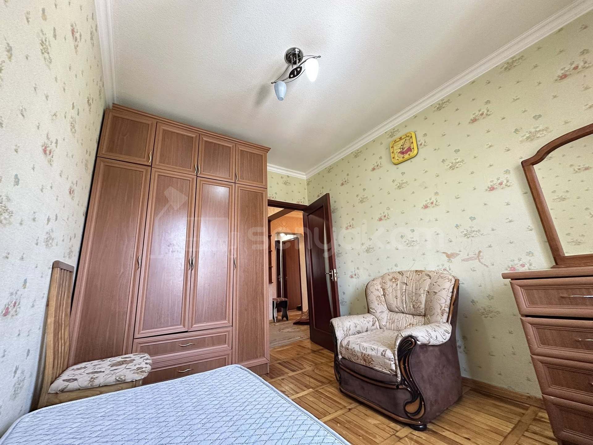 3 Սենյականոց Բնակարան, 80քմ, 8/9 հարկ, Նորմալ Վիճակում