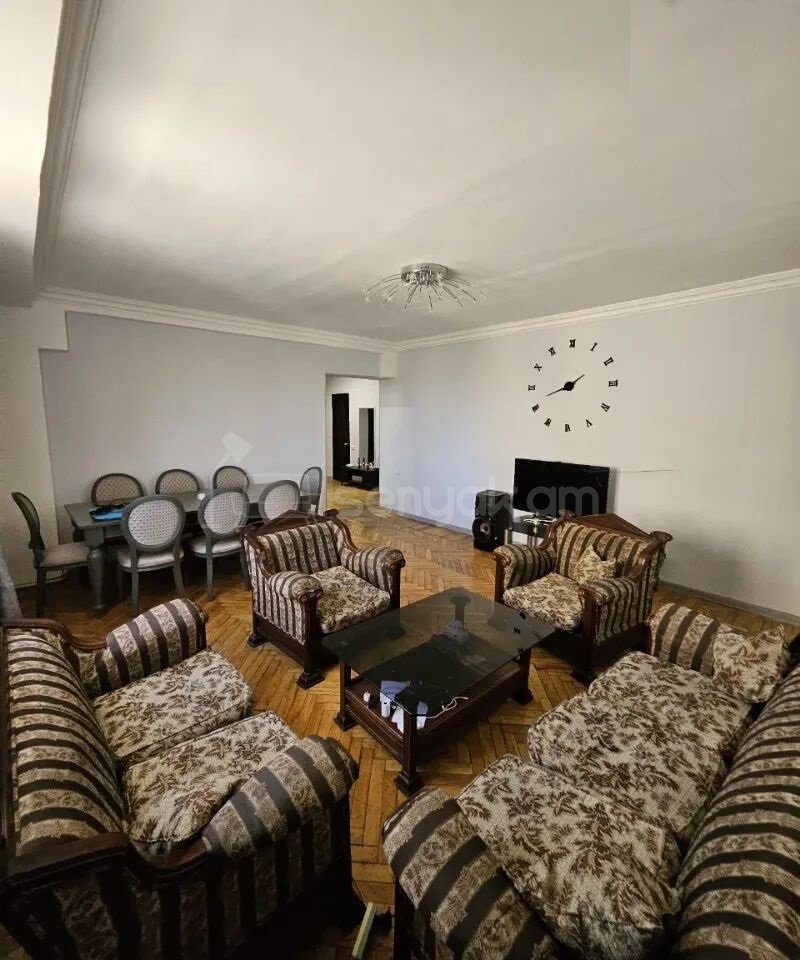 3 Սենյականոց Բնակարան, 98քմ, 9/13 հարկ, Նորմալ Վիճակում