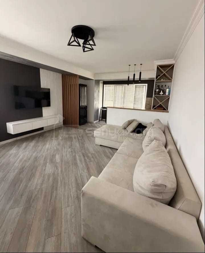 3 Սենյականոց Բնակարան, 68քմ, 5/9 հարկ, Դիզայներական Վերանորոգված