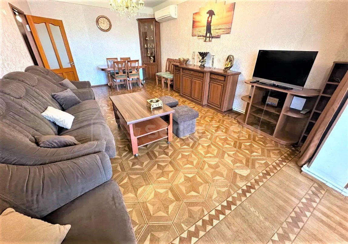 4 Սենյականոց Բնակարան, 101քմ, 8/9 հարկ, Կապիտալ Վերանորոգված, Կահավորված, Արևկող
