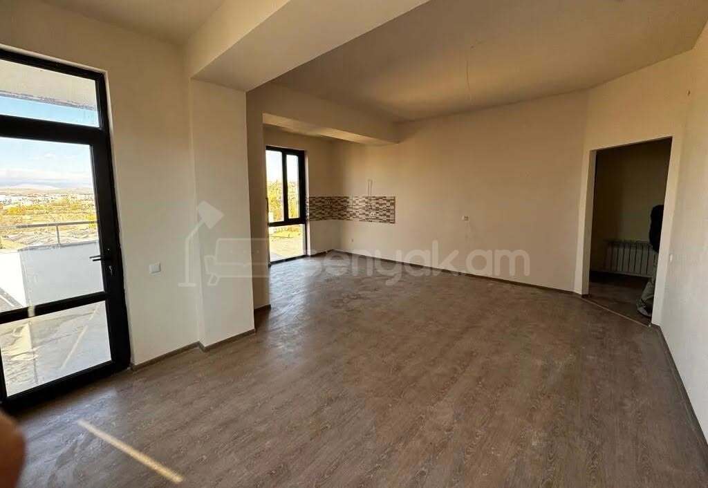 4 Սենյականոց Բնակարան Նորակառույցում, 108քմ, 11/14 հարկ, Կապիտալ Վերանորոգված