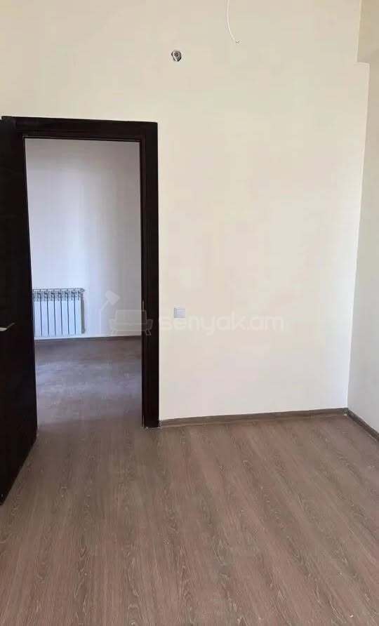 4 Սենյականոց Բնակարան Նորակառույցում, 108քմ, 11/14 հարկ, Կապիտալ Վերանորոգված