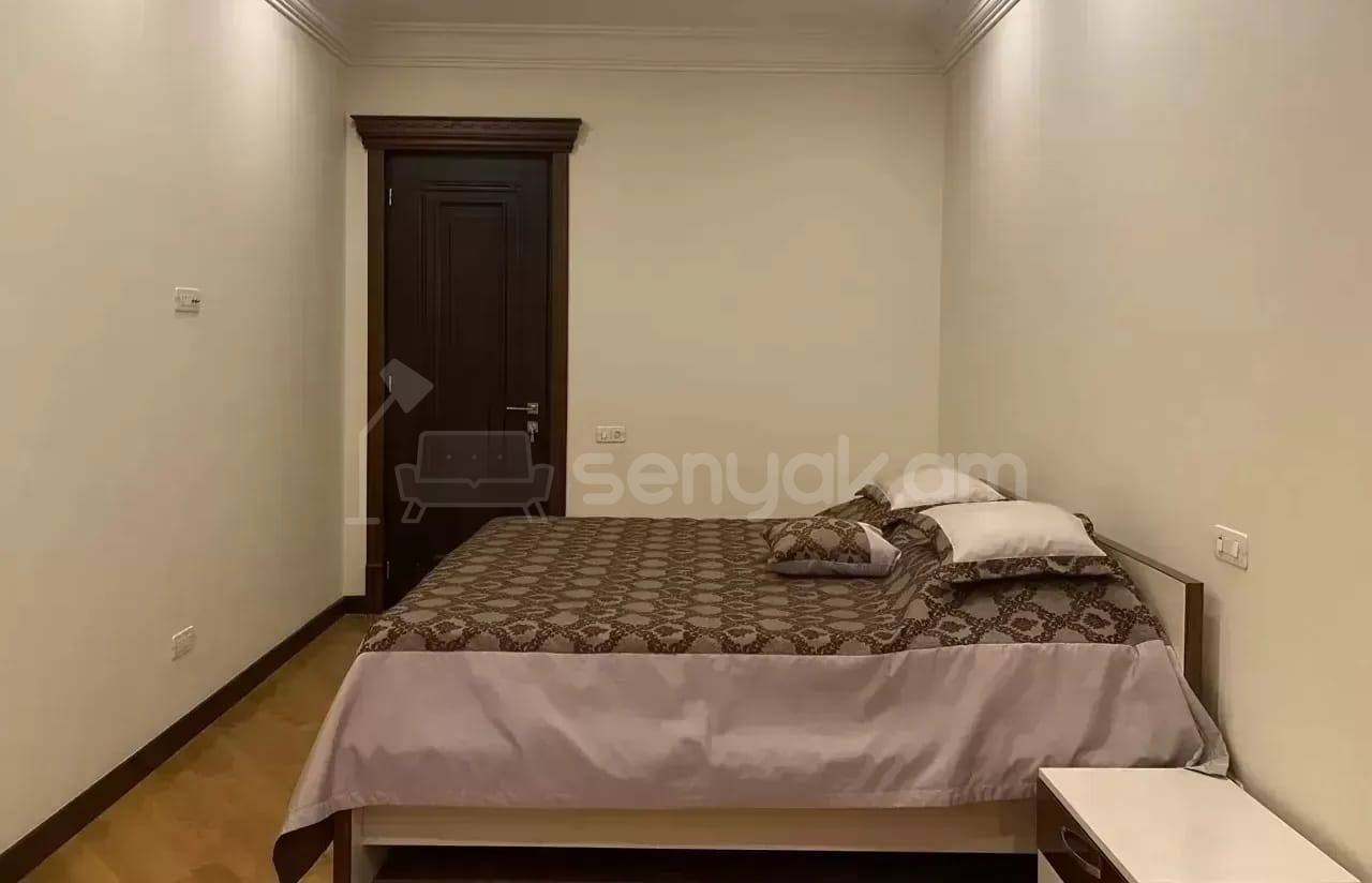 2 Սենյականոց Բնակարան Նորակառույցում, 80քմ, 4/10 հարկ, Կապիտալ Վերանորոգված, Կահավորված, Արևկող